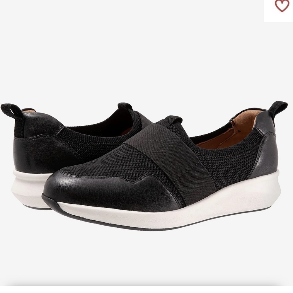 Softwalk Indigo Black slip on comfort‎ women’s sneakers Sz 10